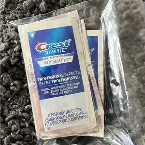 Crest 3D White Professional Effects Whitestrips - Blue and White